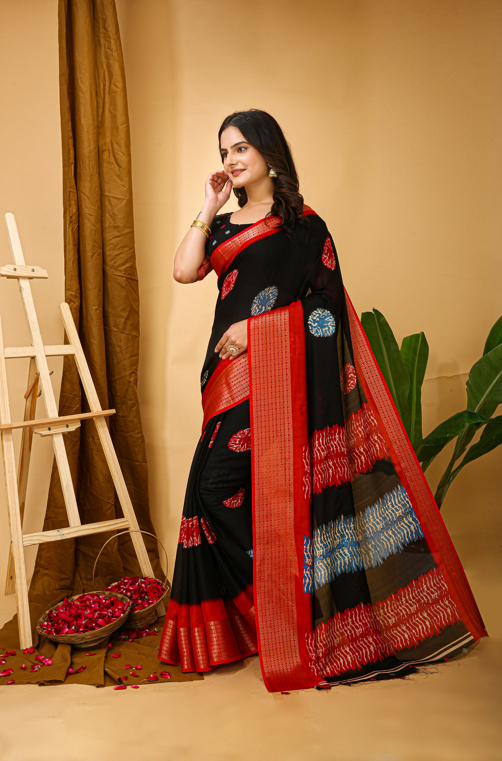 Black Kalamkari Print Saree with Jacard Zari Border & Pallu With Printed Blouse