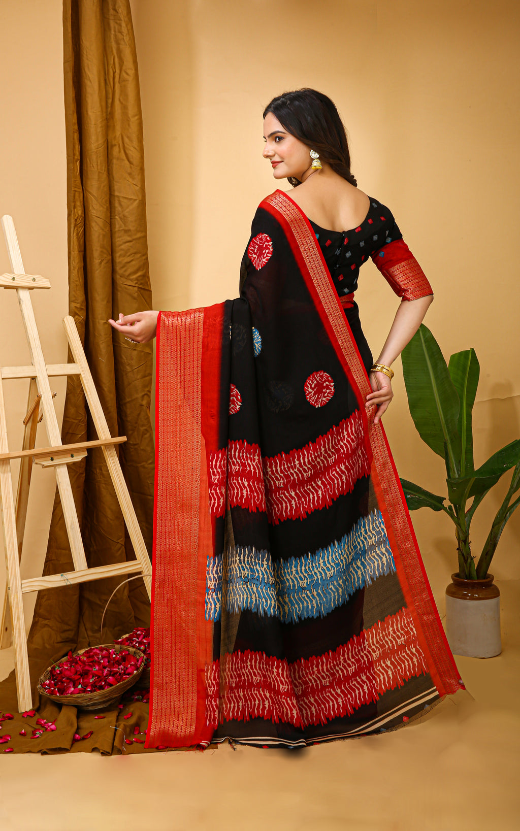 Black Kalamkari Print Saree with Jacard Zari Border & Pallu With Printed Blouse
