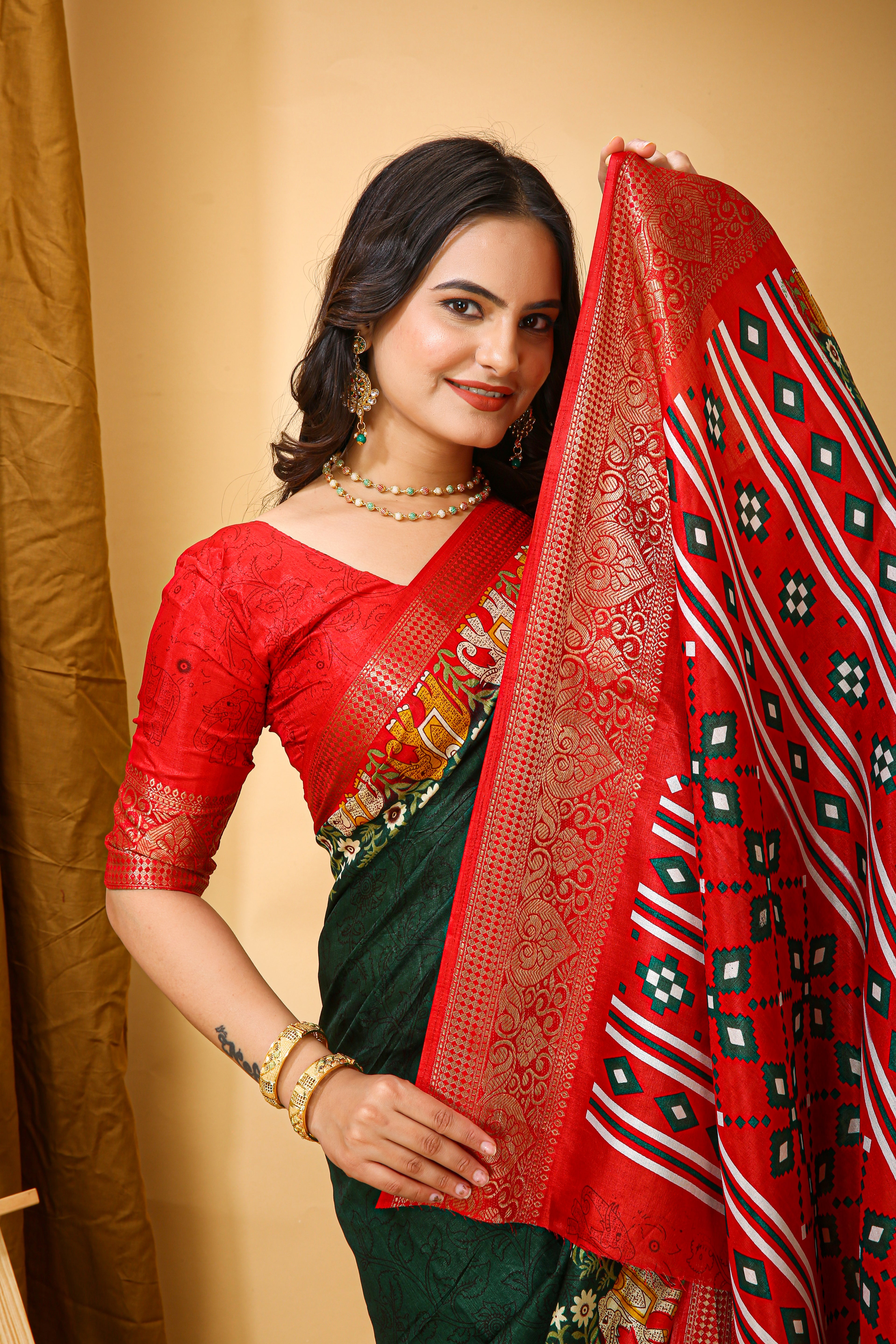 Green Kalamkari Print Saree With Jacard Kanjivaram Zari Border & Pallu With Printed Blouse