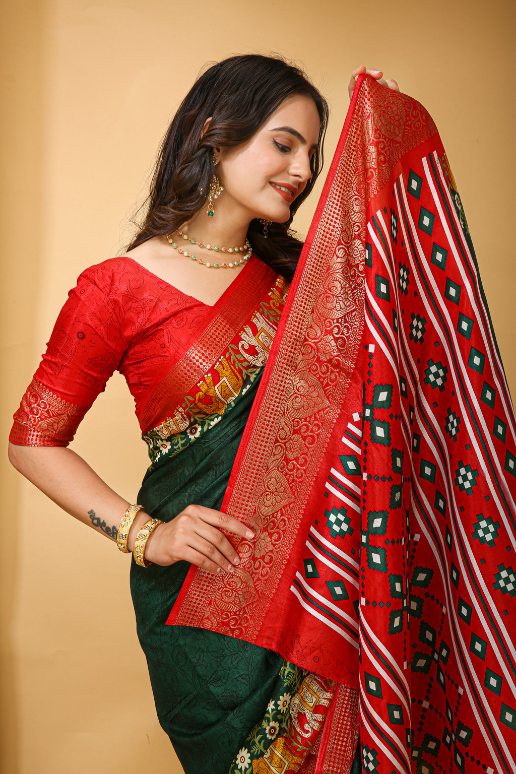 Green Kalamkari Print Saree With Jacard Kanjivaram Zari Border & Pallu With Printed Blouse