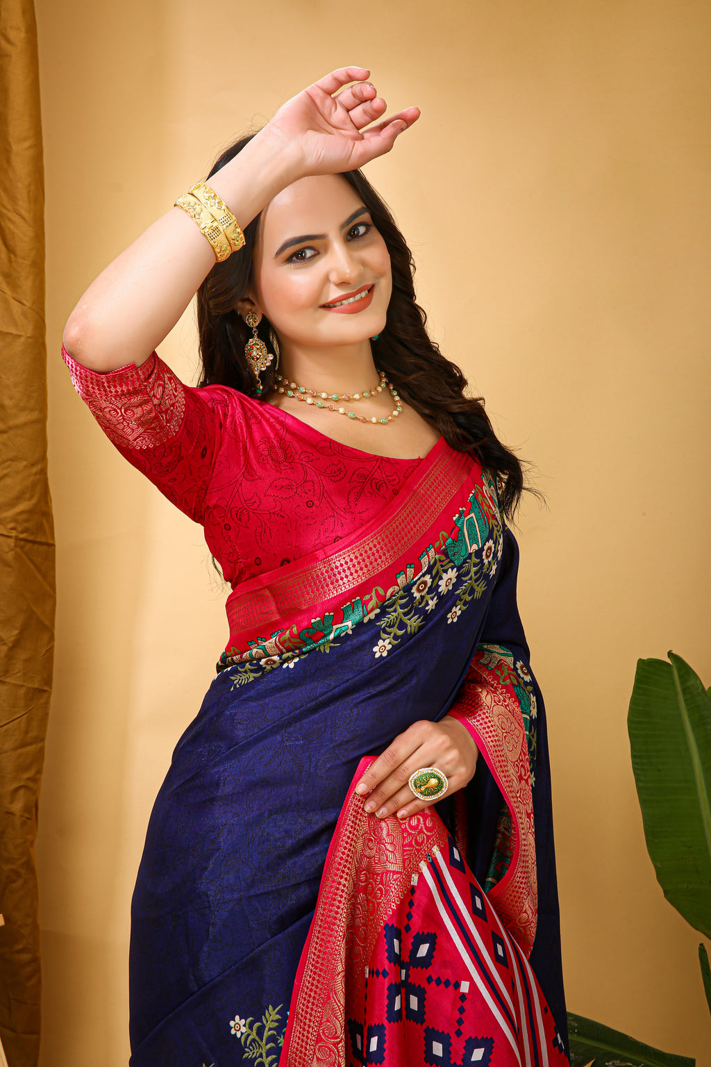 Navy Blue Kalamkari Print Saree With Jacard Kanjivaram Zari Border & Pallu With Printed Blouse