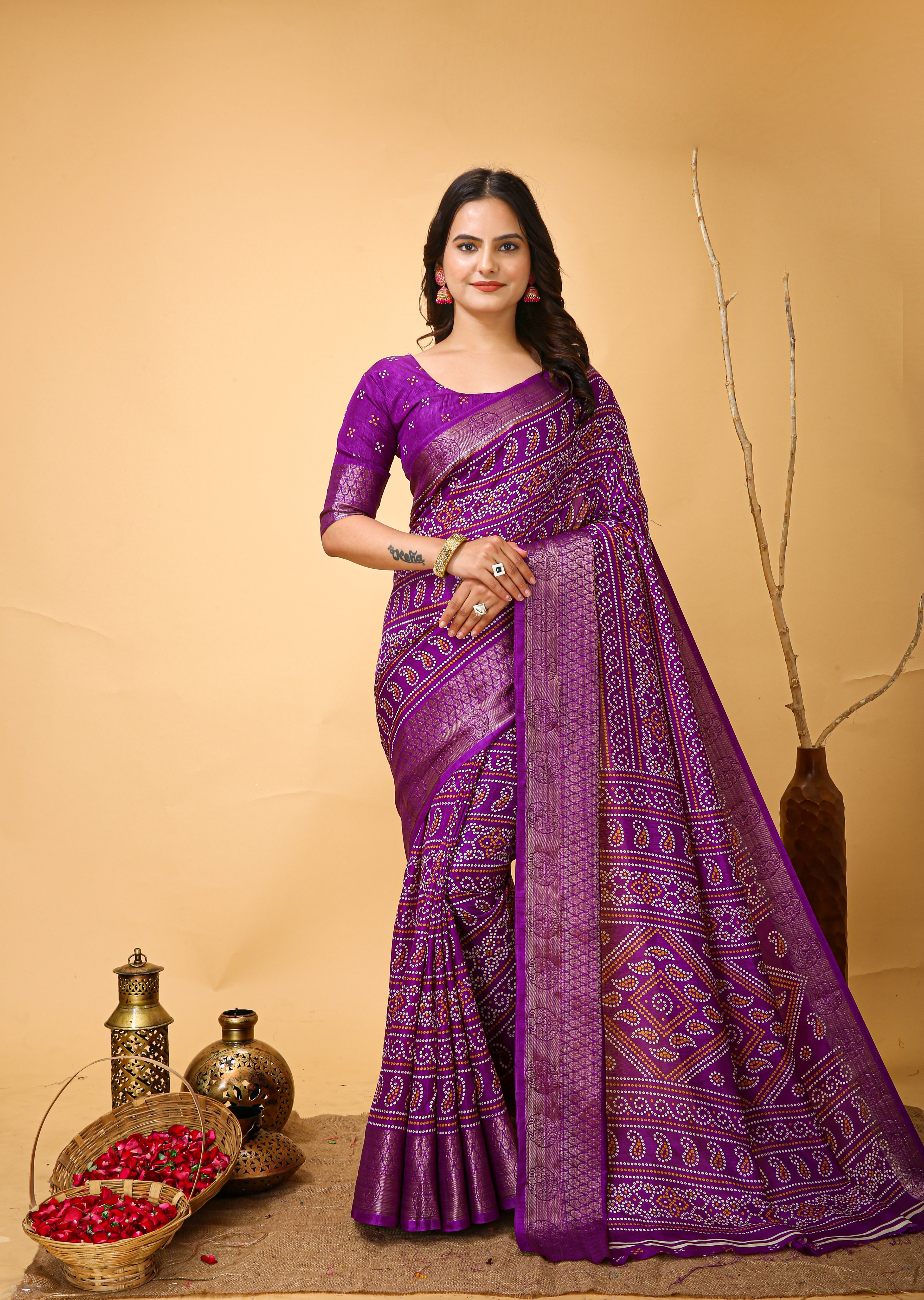Elegant Dola Cotton Kalamkari Saree with Premium Jacquard Kanjivaram Zari Border