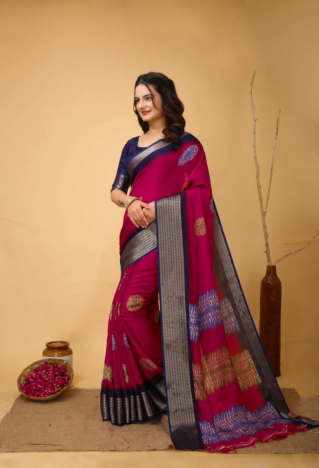 Pink Kalamkari Print Saree with Jacard Zari Border & Pallu With Printed Blouse