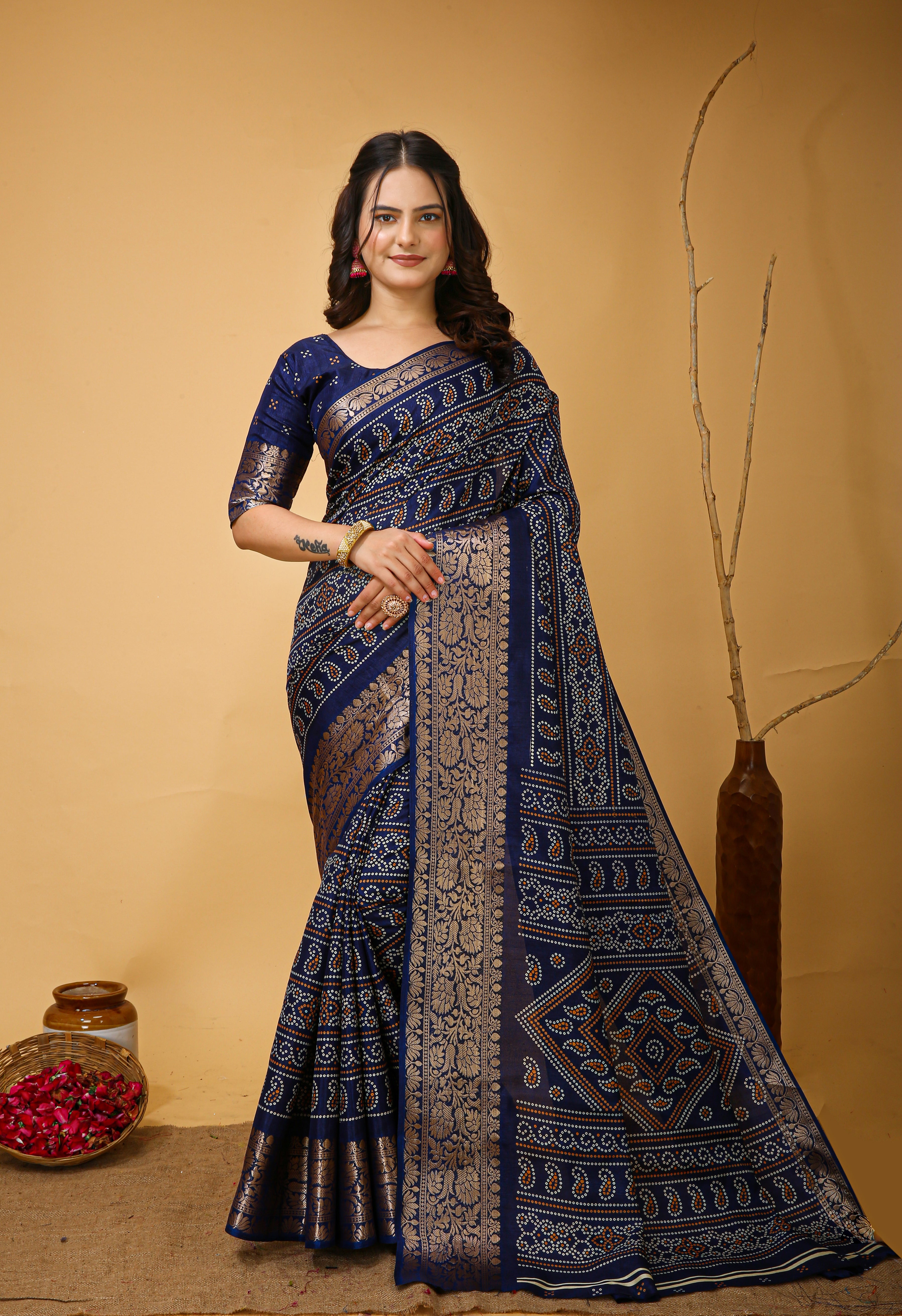 Elegant Dola Cotton Kalamkari Saree with Premium Jacquard Kanjivaram Zari Border