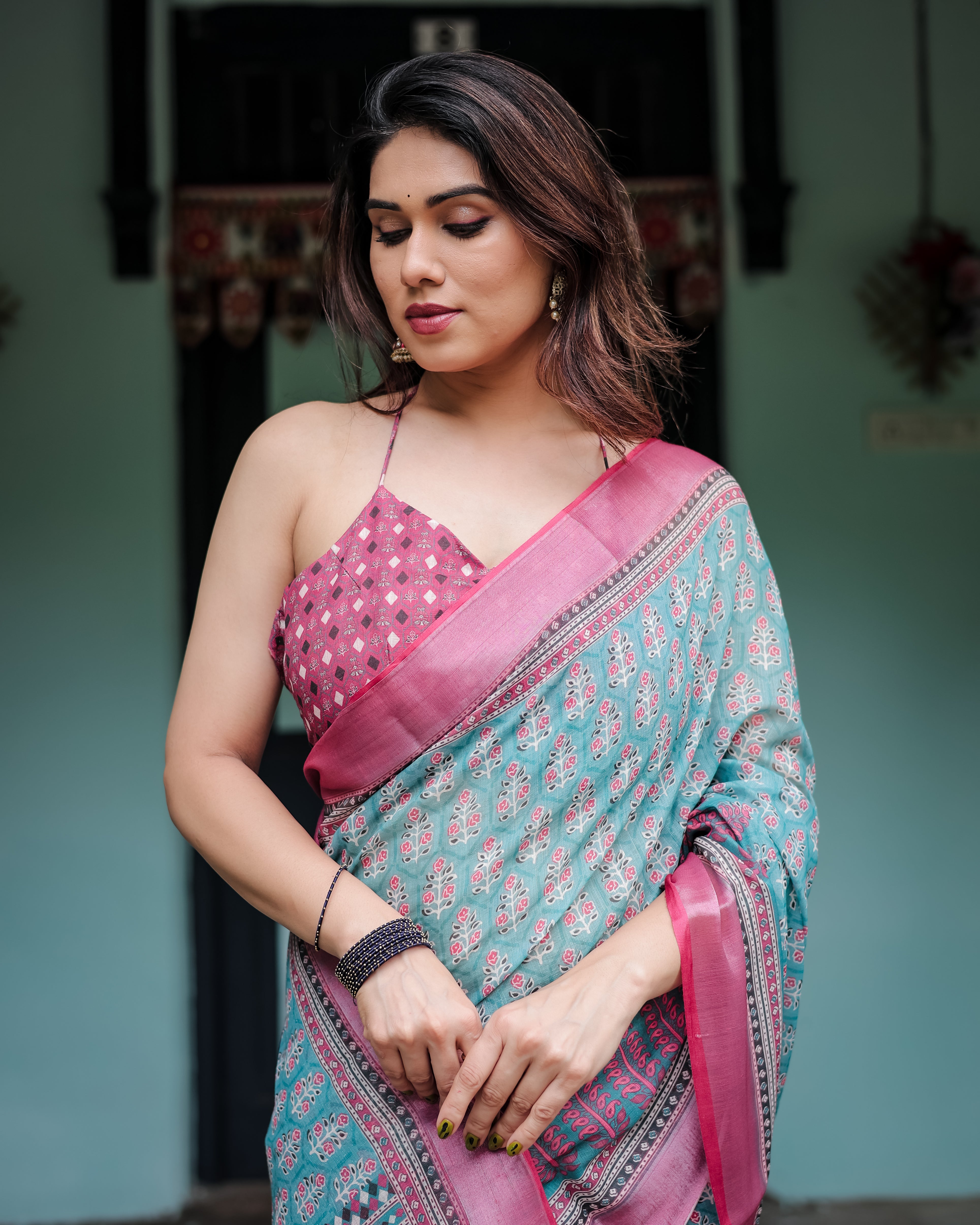 Green Pure Cotton Linen Saree with Pink Border