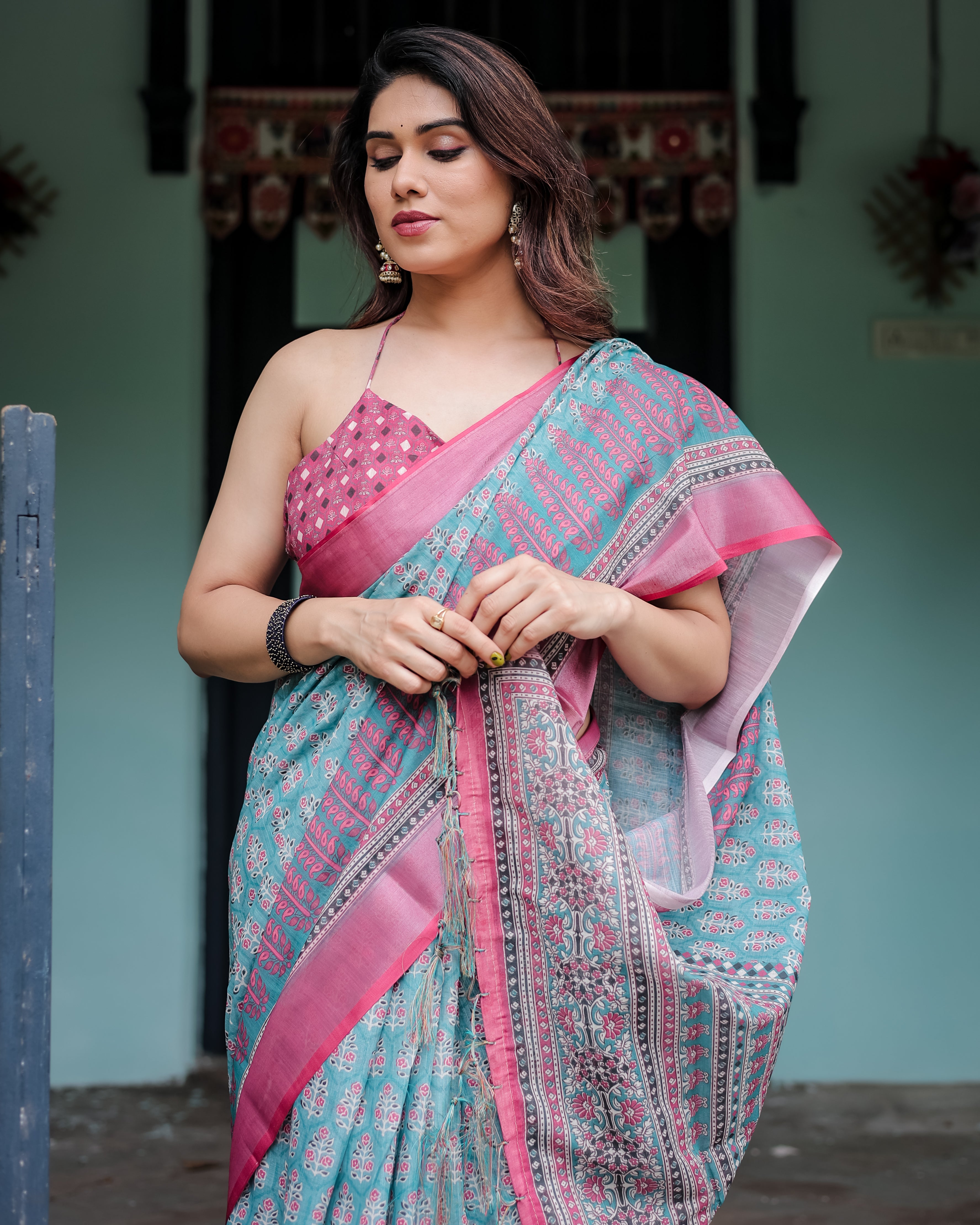 Green Pure Cotton Linen Saree with Pink Border