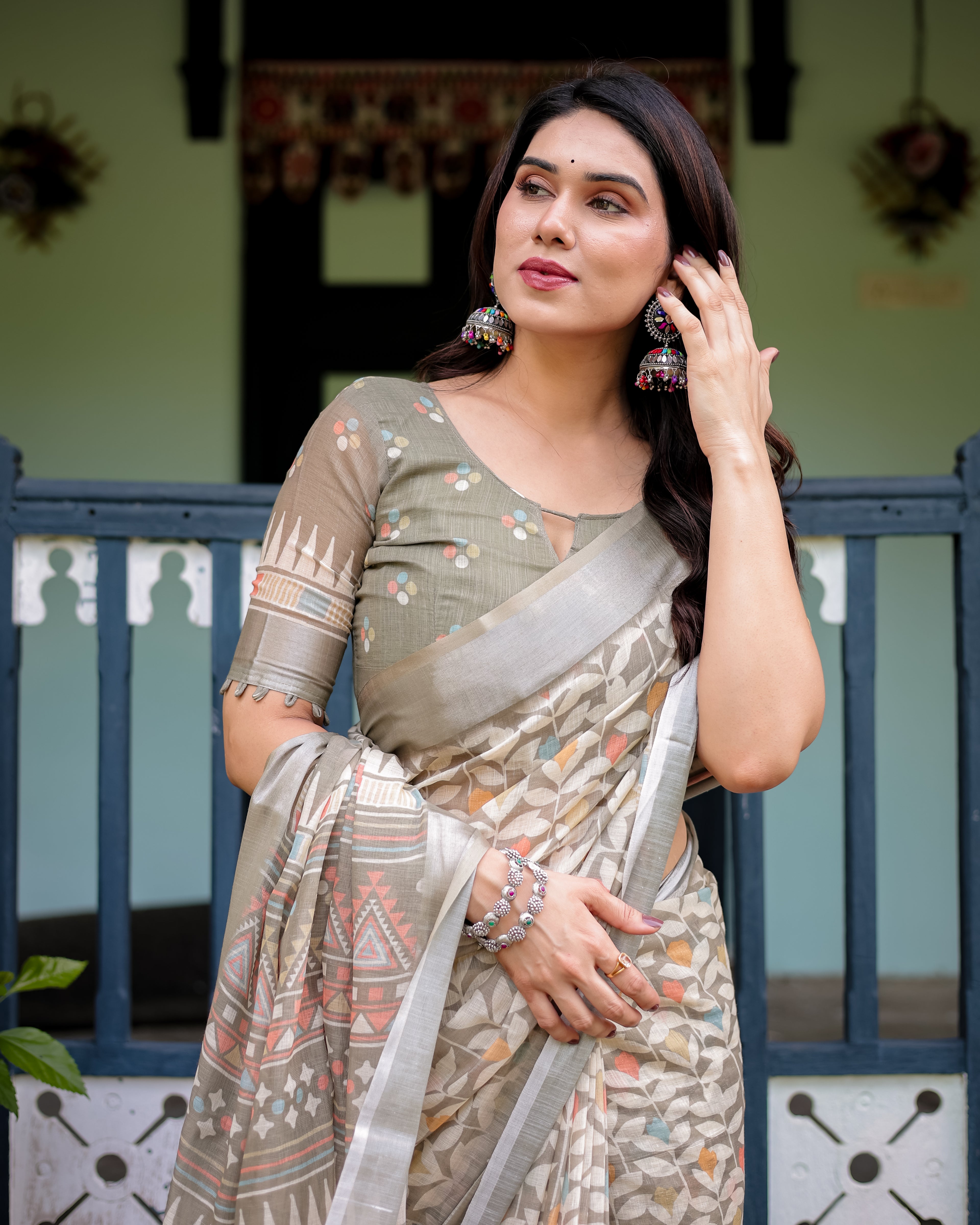 Beige Pure Cotton Linen Saree with Geometric and Leaf Pattern