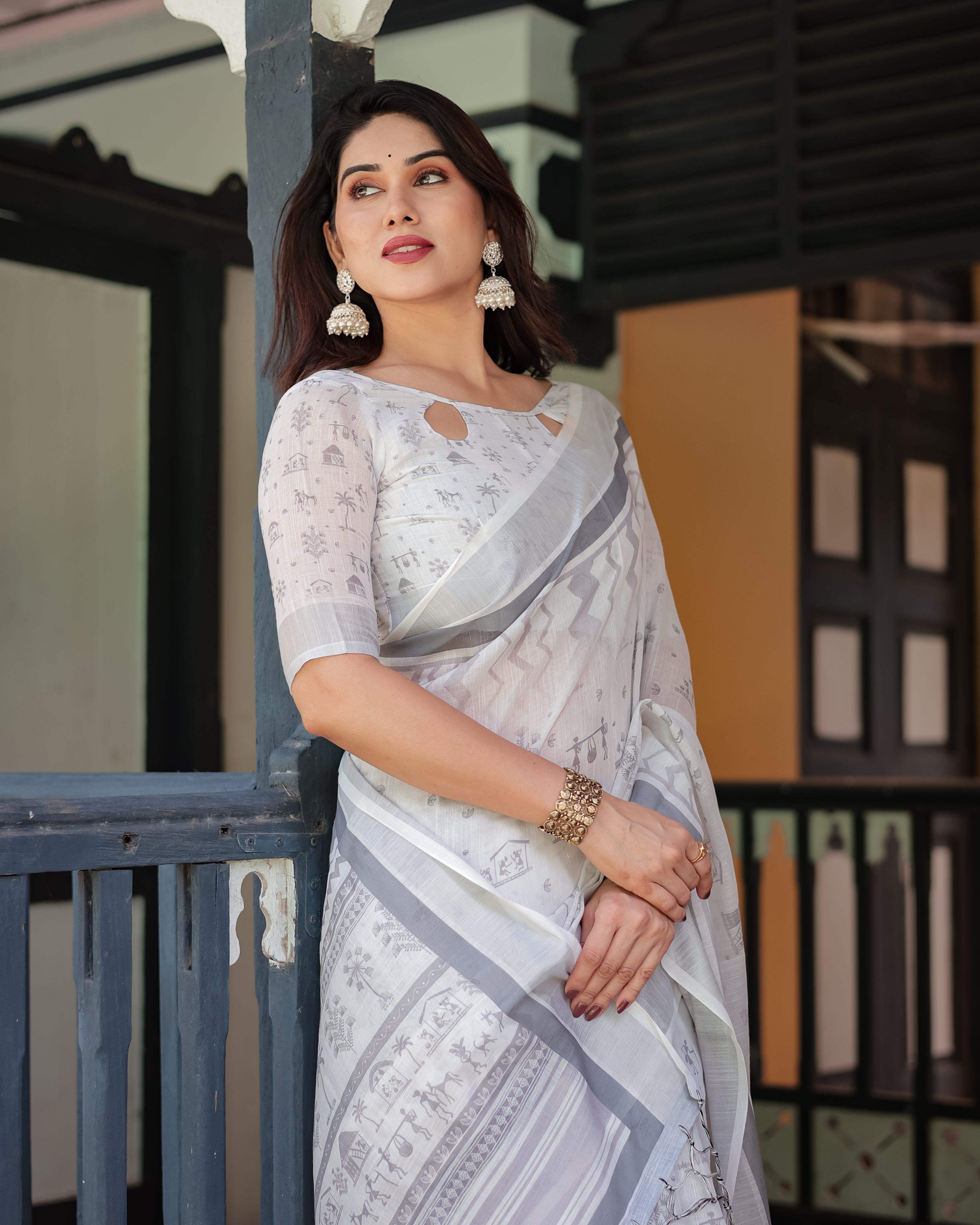 Elegant White & Grey Printed Linen Cotton Saree