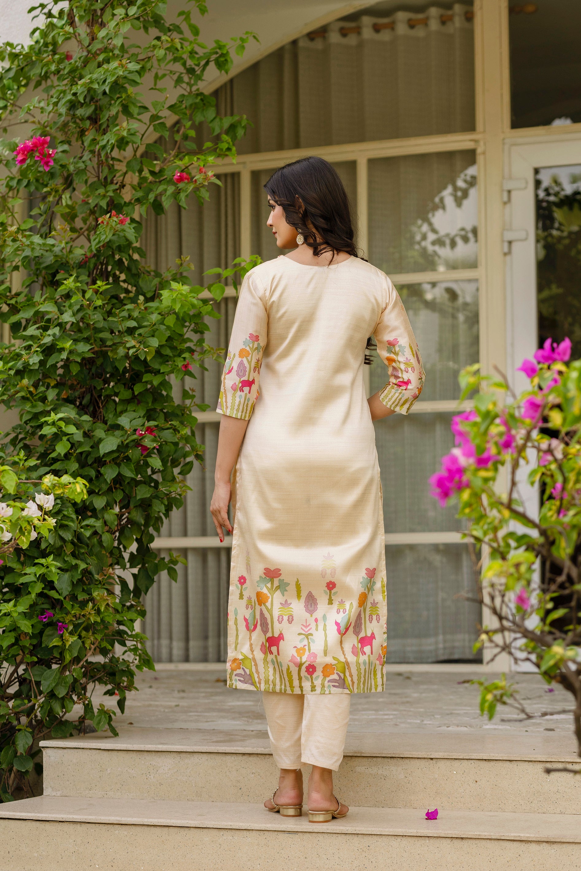 Off White Premium Viscose Assam Silk Embroidered Kurta Set with Dupatta