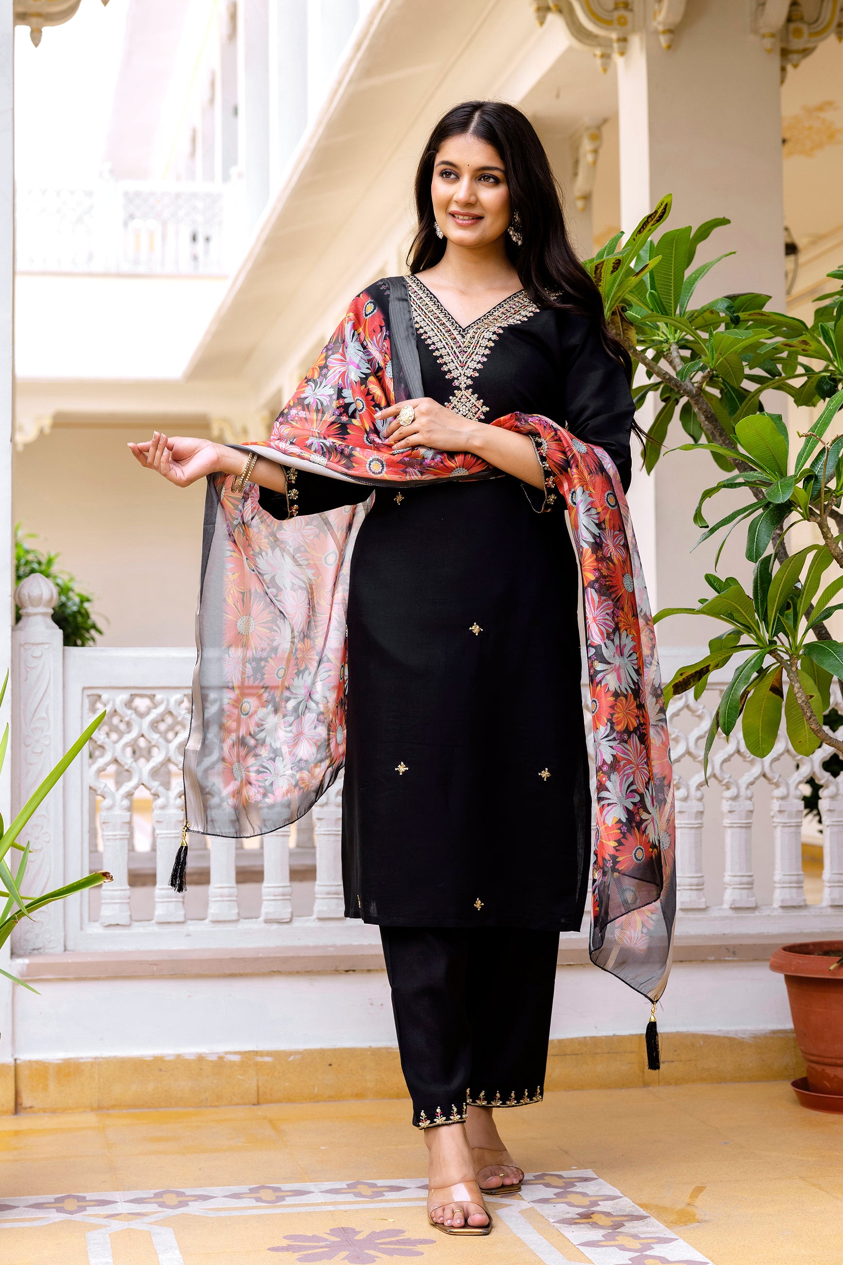 Black Elegant Viscose Chandari Embroidered Kurta Set with Dupatta