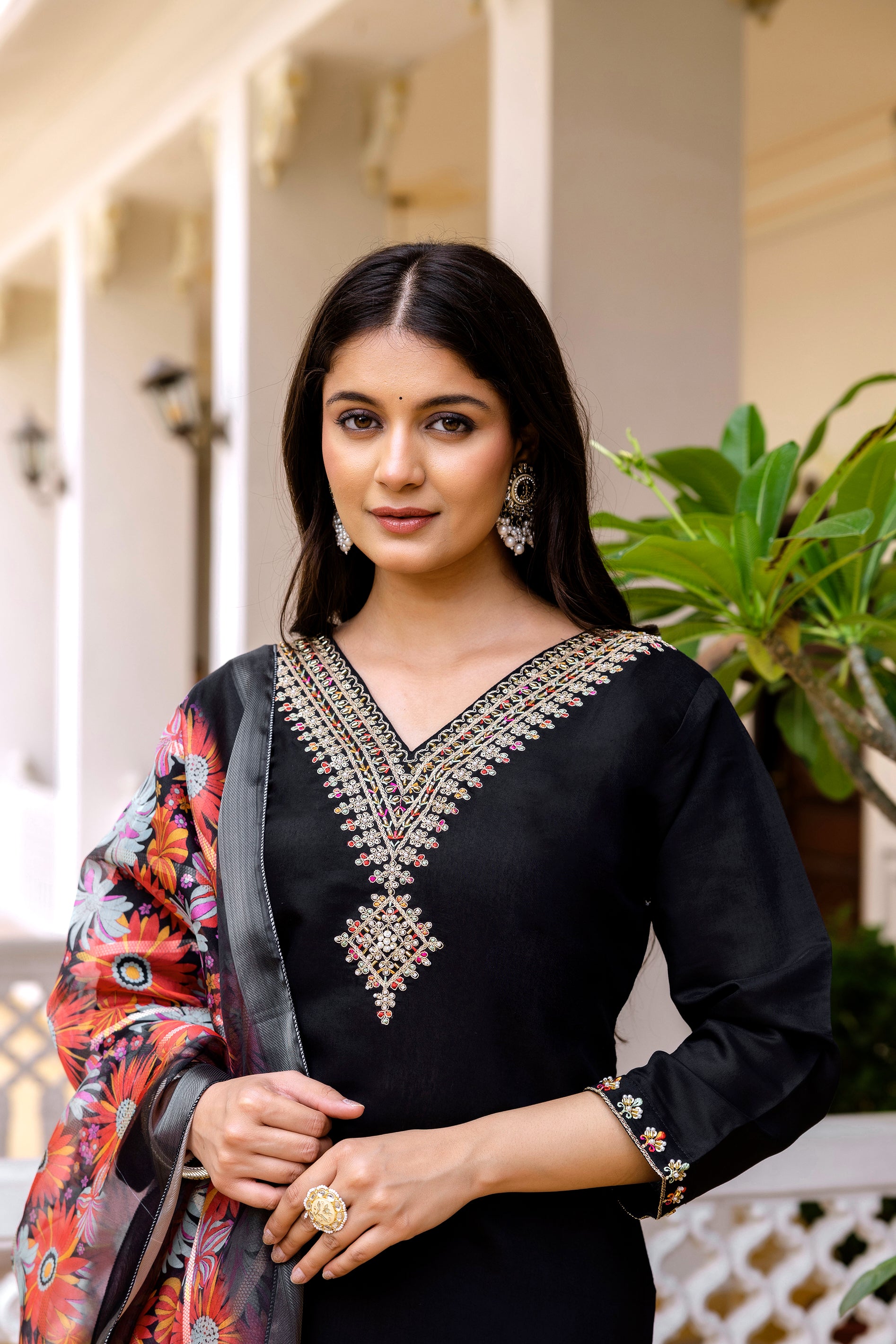 Black Elegant Viscose Chandari Embroidered Kurta Set with Dupatta