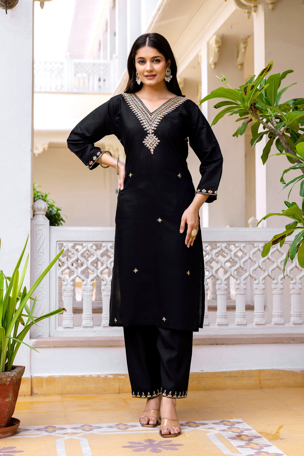 Black Elegant Viscose Chandari Embroidered Kurta Set with Dupatta