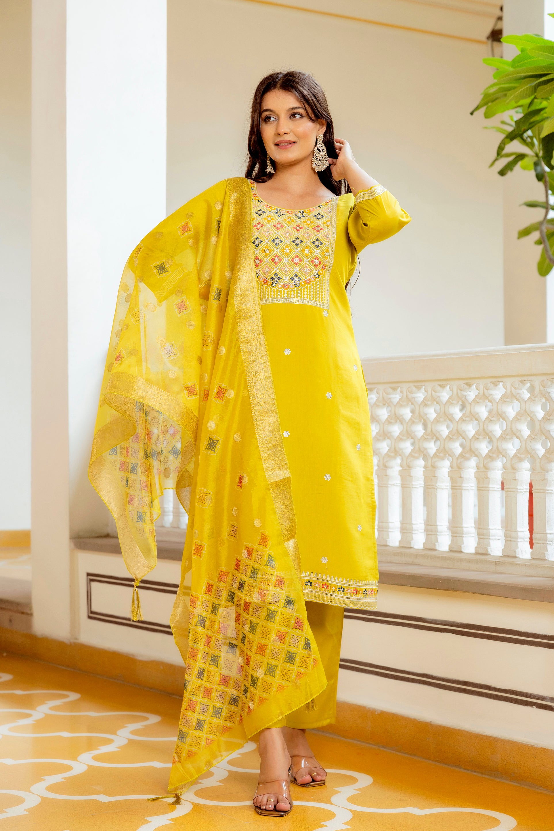 Yellow Elegant Viscose Shimar Embroidered Kurta Set with Dupatta