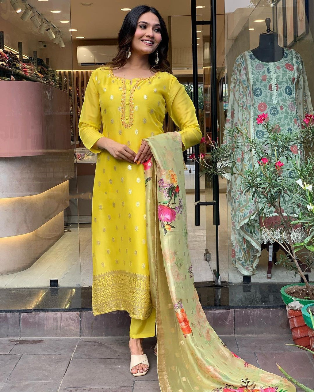 Yellow Embroidered Kurta Set | Viscose Organza with Jacquard Dupatta