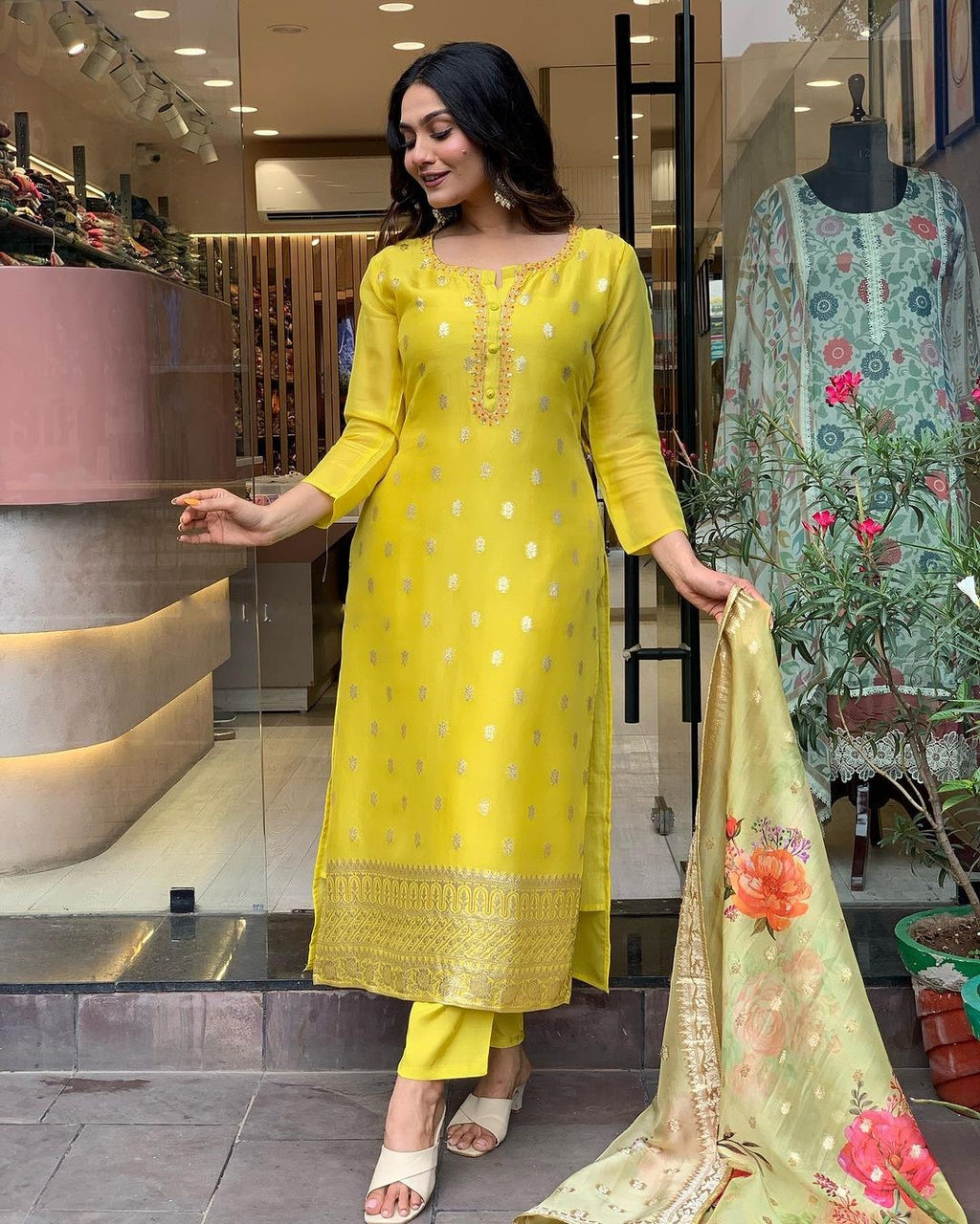Yellow Embroidered Kurta Set | Viscose Organza with Jacquard Dupatta