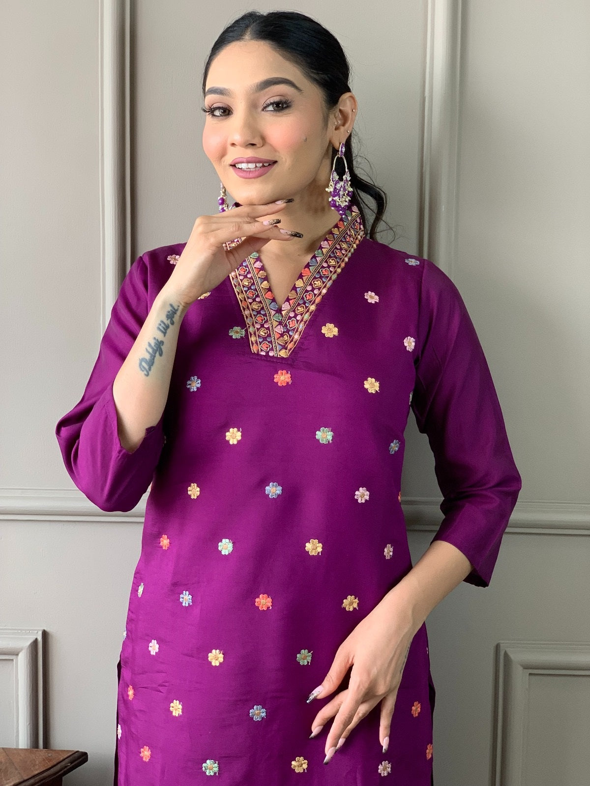 Purple Elegant Viscose Chanderi Embroidered Kurta Set with Dupatta