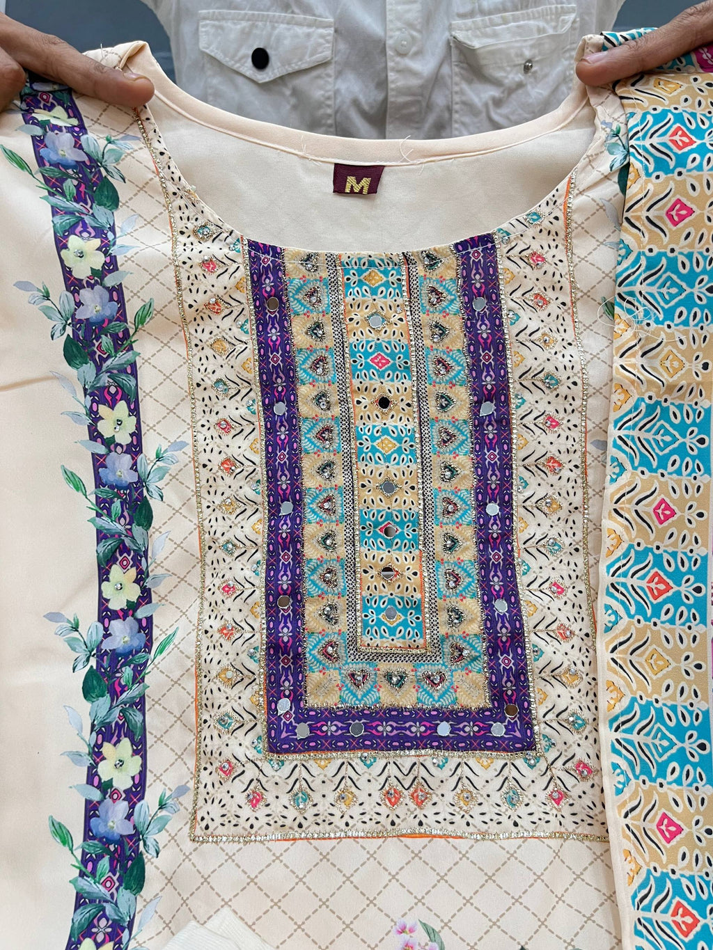 Lilac Pure Silk Kurti Pant Dupatta Set with Mirror & Hand Embroidery