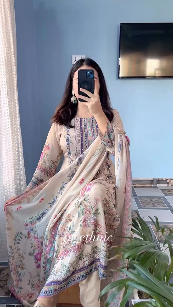 Lilac Pure Silk Kurti Pant Dupatta Set with Mirror & Hand Embroidery